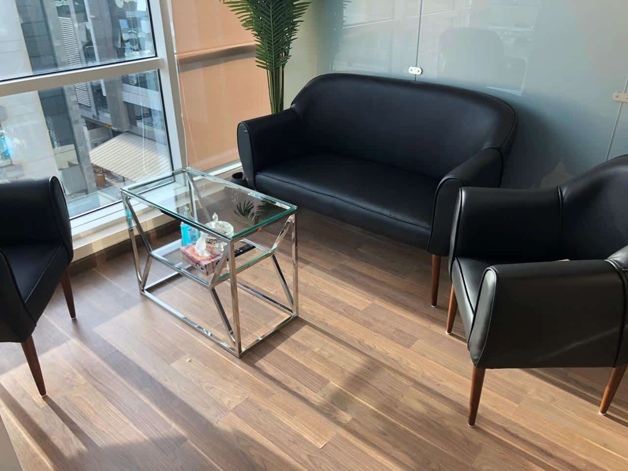 أثاث مكتبي 2025-01-21_10-01-57_379364.jpg