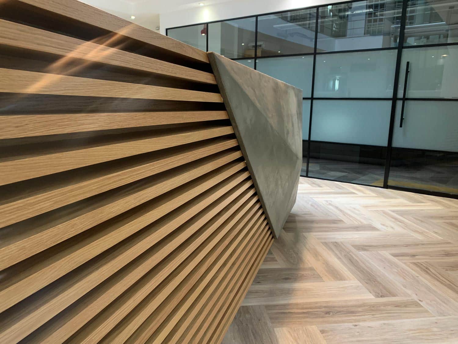 أثاث مكتبي 2025-01-21_12-15-23_700906.jpg