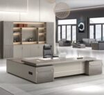 مكتب تنفيذي خشبي أبيض على شكل حرف L